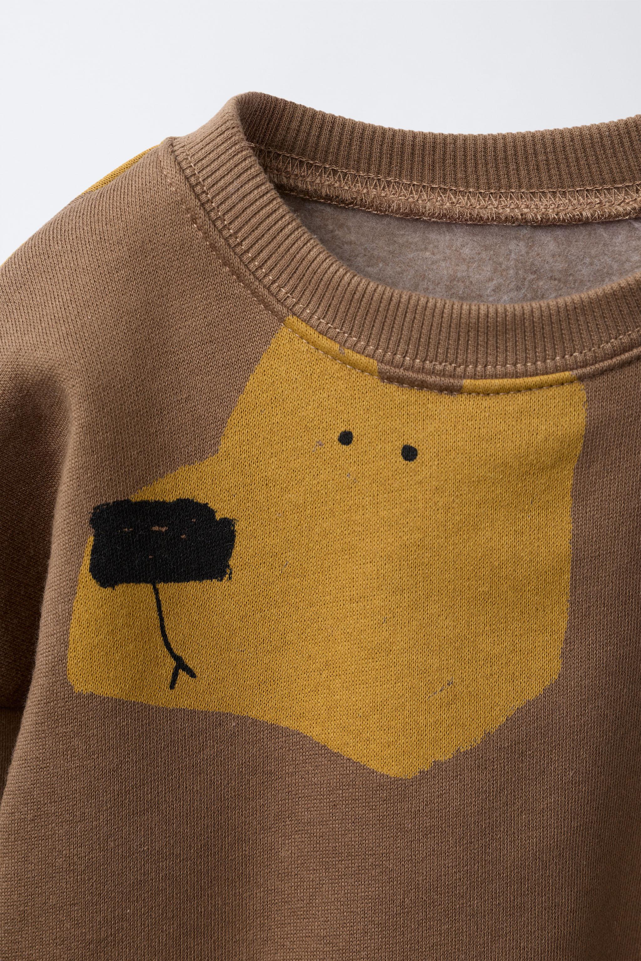 BEAR JOGGING SWEATSHIRT AND JOGGER PANTS SET